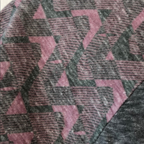 NWOT LulaRoe Randy - Picture 6 of 6